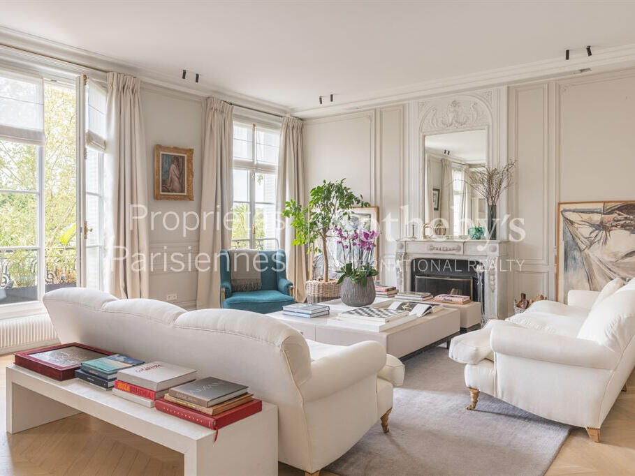 Apartment Paris 7e