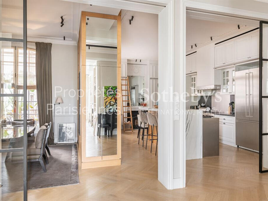 Apartment Paris 7e