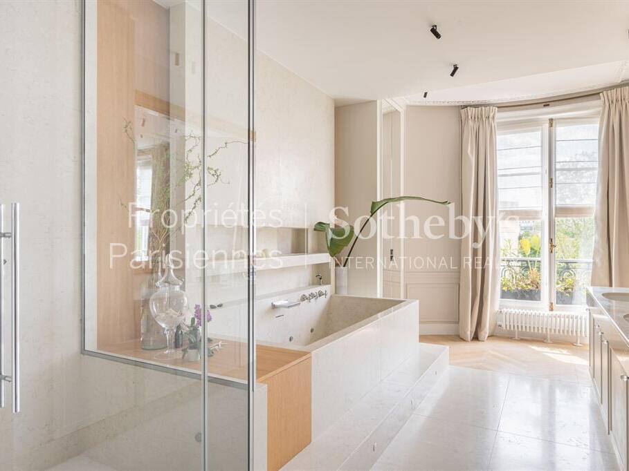 Apartment Paris 7e