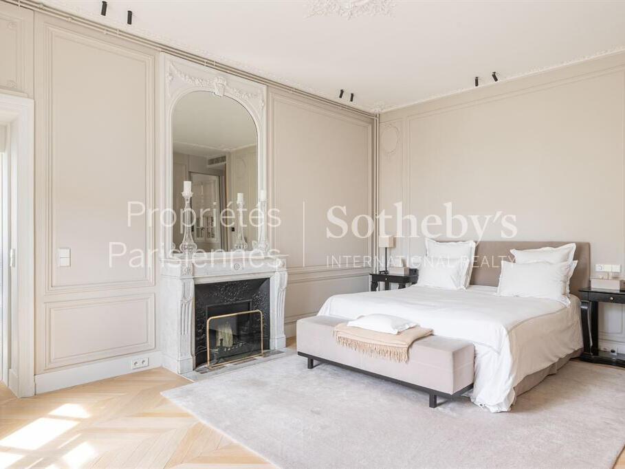 Apartment Paris 7e
