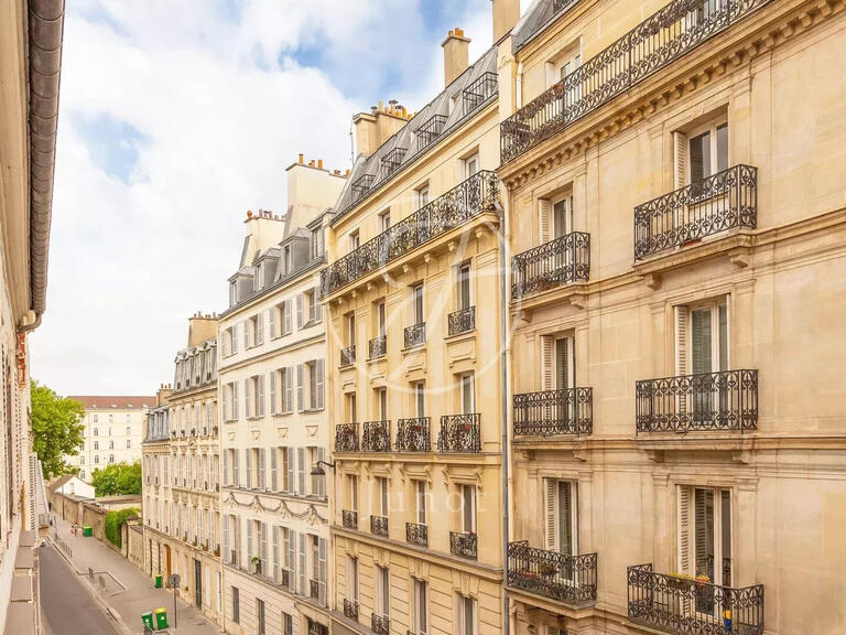 Appartement Paris 7e - 2 chambres - 69m²