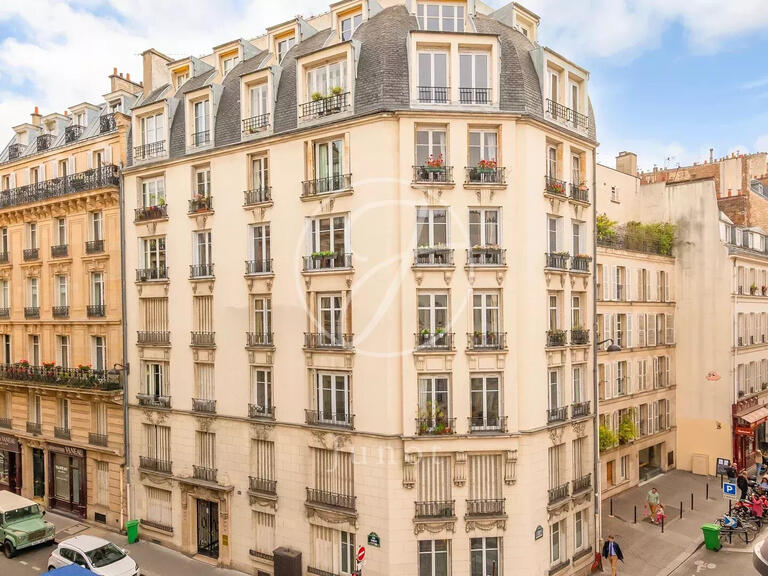Appartement Paris 7e - 2 chambres - 69m²
