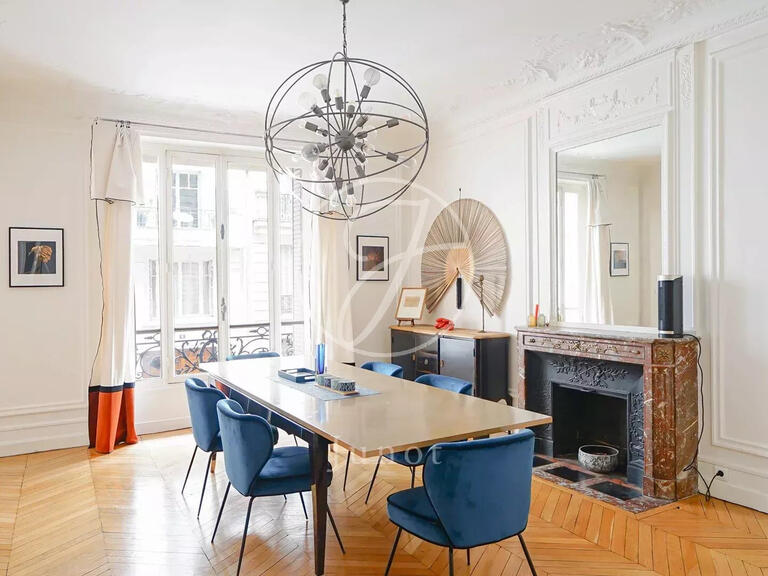 Appartement Paris 7e - 4 chambres - 199m²