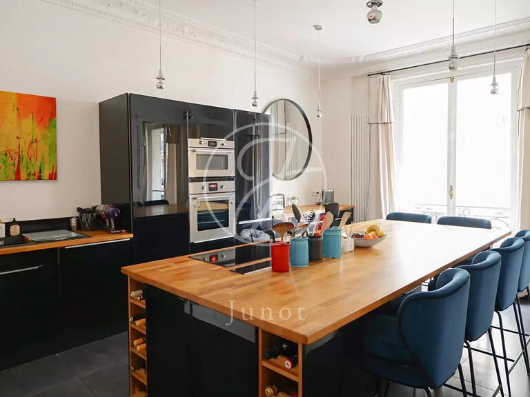 Appartement Paris 7e - 4 chambres - 199m²