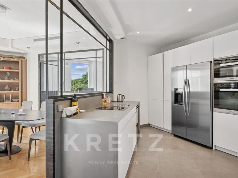 Appartement Paris 7e - 3 chambres - 155m²