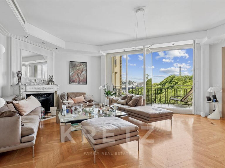 Appartement Paris 7e - 3 chambres - 155m²
