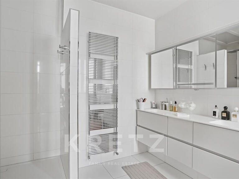 Appartement Paris 7e - 3 chambres - 155m²
