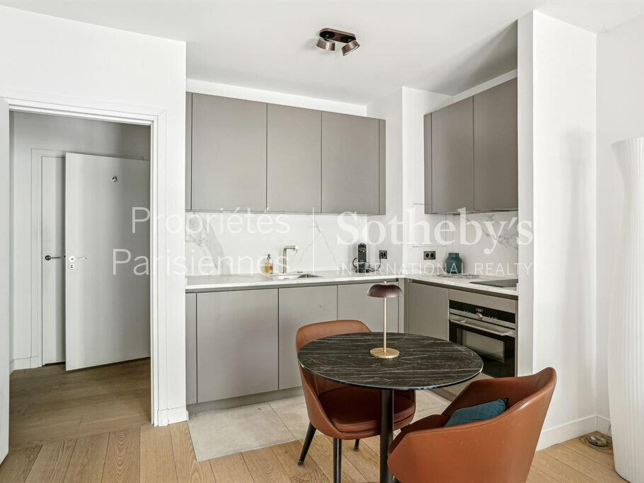 Apartment Paris 7e
