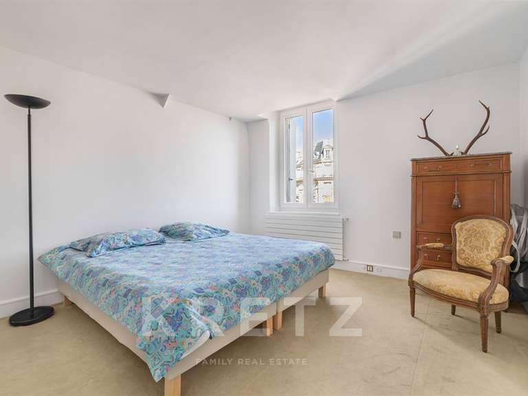 Apartment Paris 7e - 3 bedrooms - 154m²
