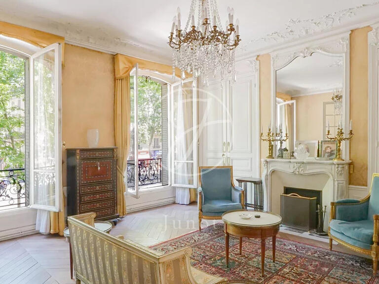 Apartment Paris 7e - 4 bedrooms - 165m²
