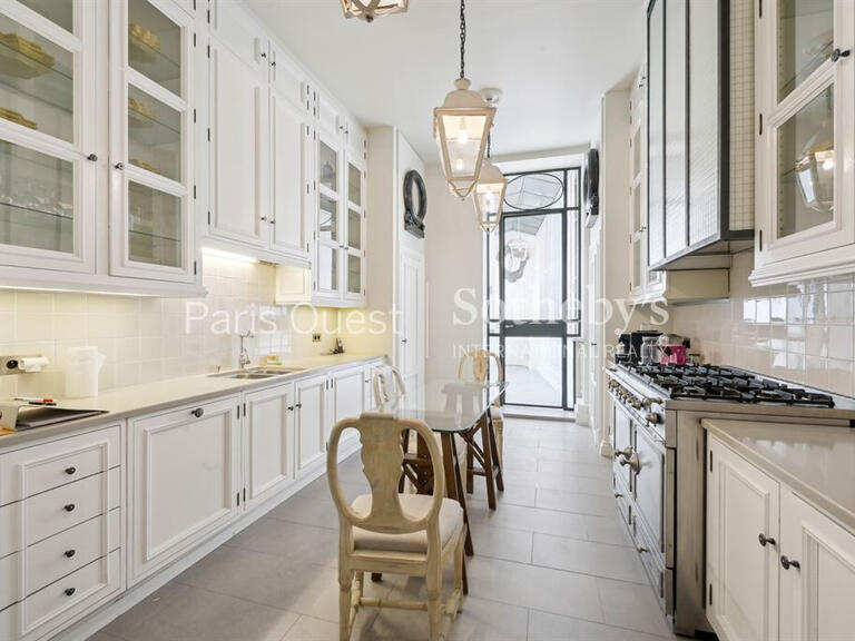 Appartement Paris 7e - 3 chambres - 320m²