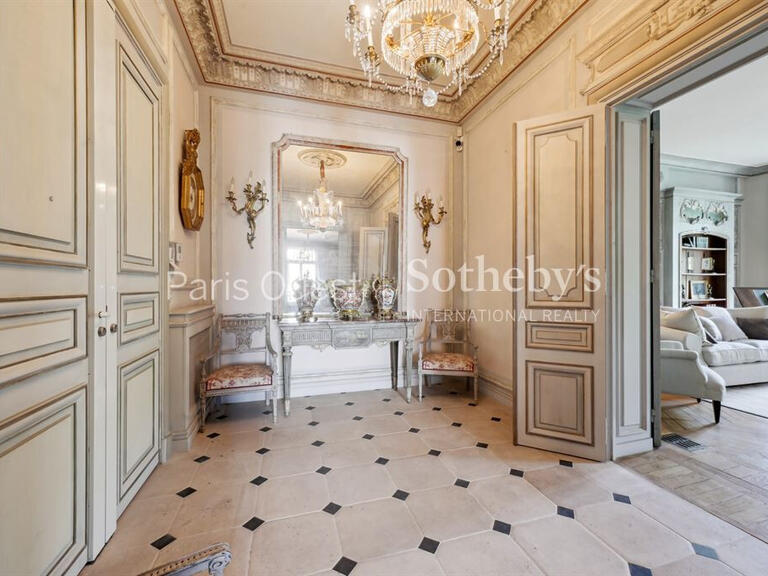 Appartement Paris 7e - 3 chambres - 320m²