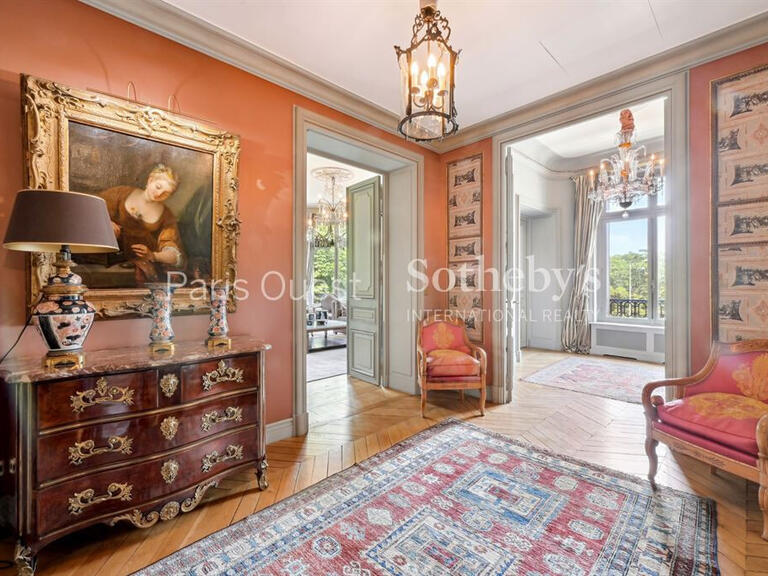 Appartement Paris 7e - 3 chambres - 320m²