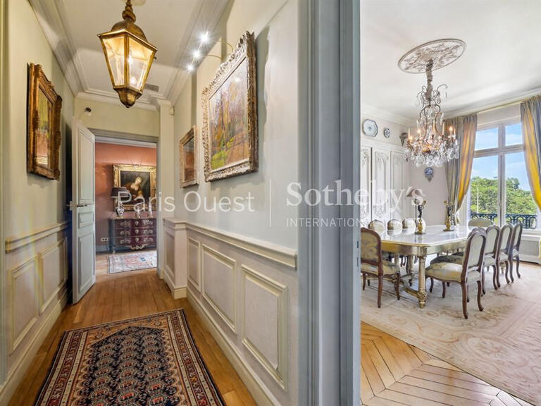 Appartement Paris 7e - 3 chambres - 320m²