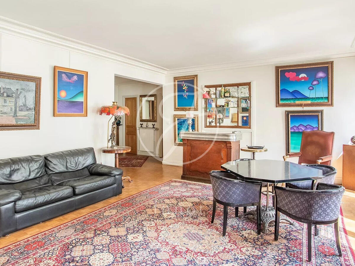 Apartment Paris 7e
