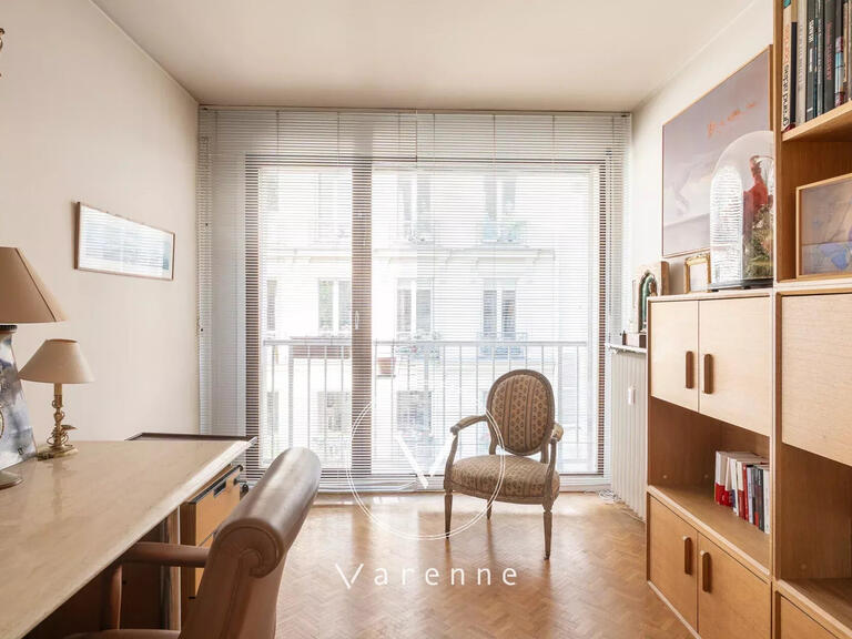 Appartement Paris 7e - 2 chambres - 122m²