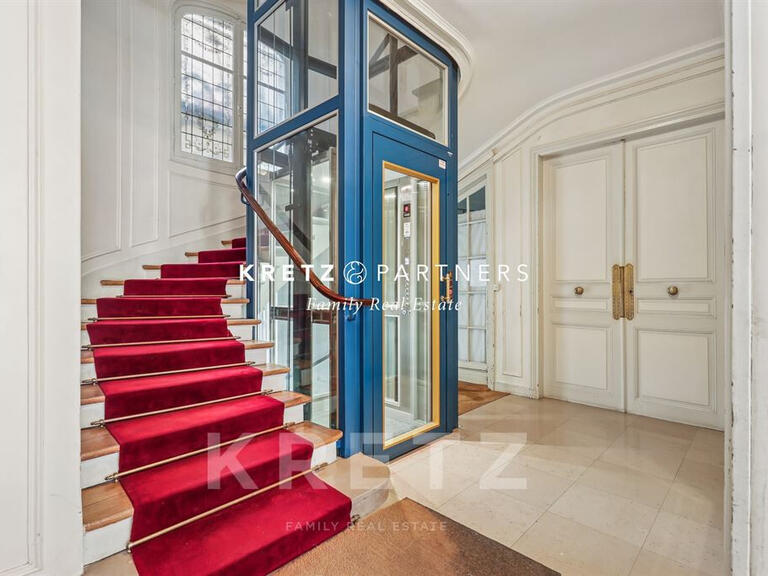 Appartement Paris 7e - 3 chambres - 115m²