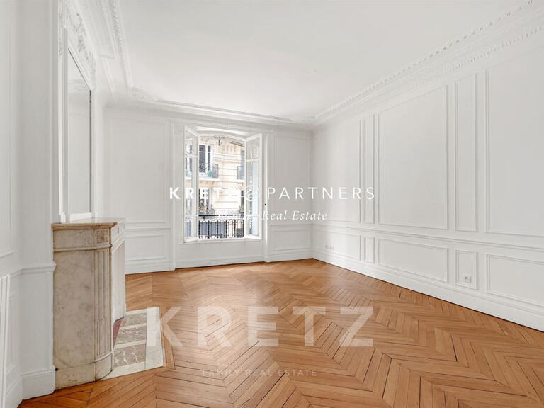 Appartement Paris 7e - 3 chambres - 115m²