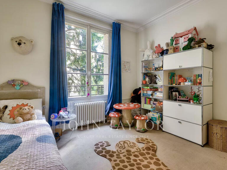 Appartement Paris 7e - 4 chambres - 136m²