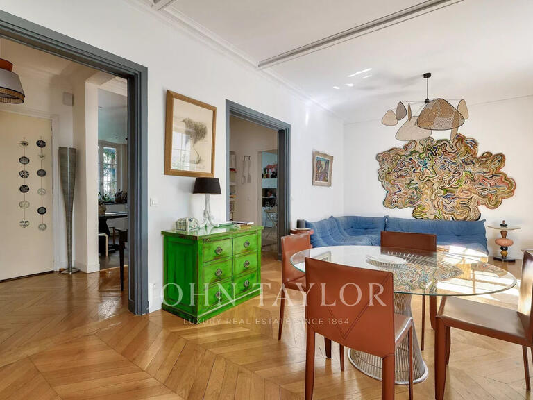 Appartement Paris 7e - 4 chambres - 136m²