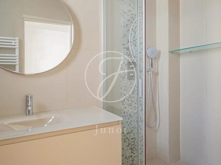 Apartment Paris 7e - 2 bedrooms - 120m²