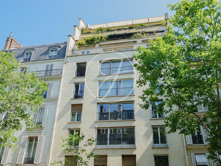 Appartement Paris 7e - 2 chambres - 120m²