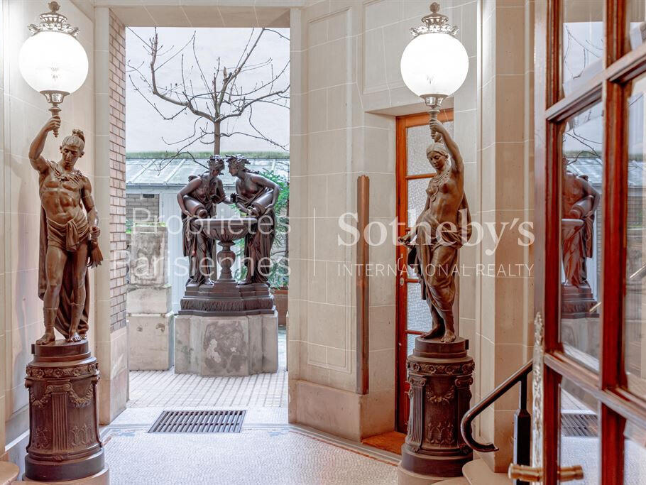 Apartment Paris 7e