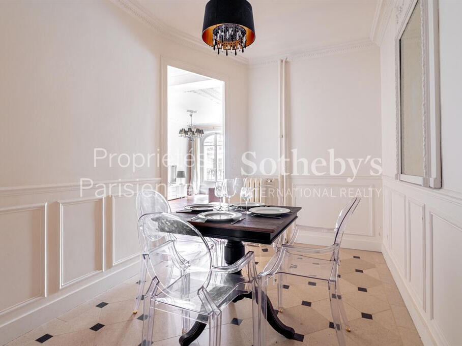 Apartment Paris 7e