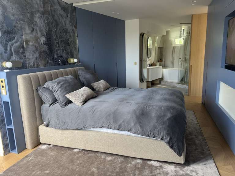 Appartement Paris 7e - 2 chambres - 132m²