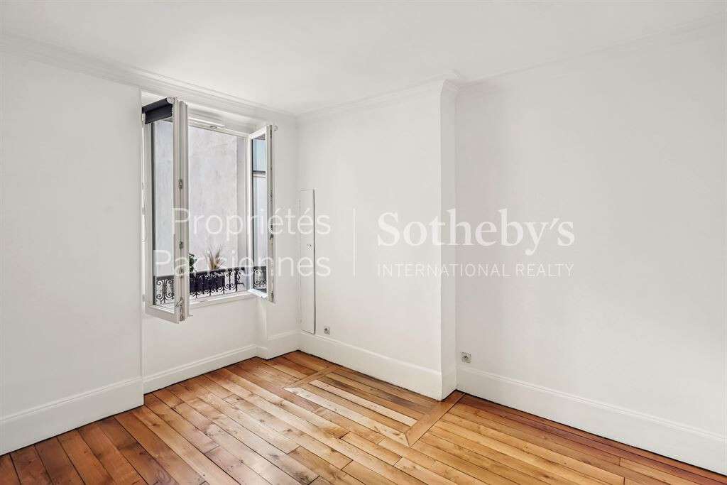 Apartment Paris 7e