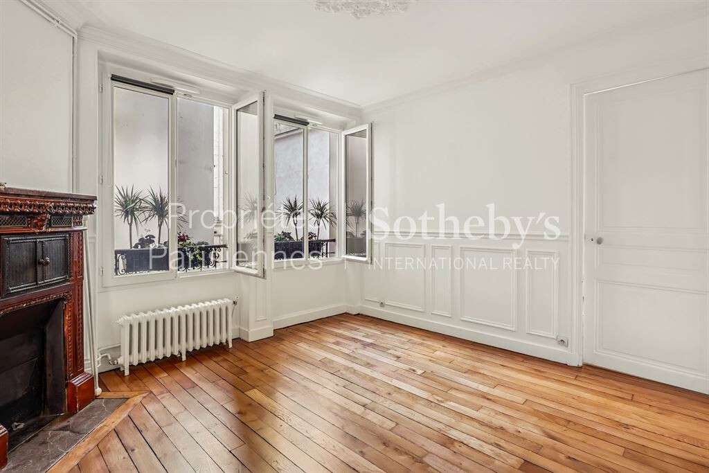 Apartment Paris 7e