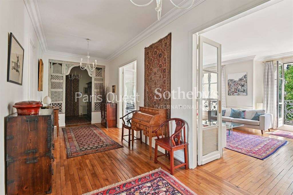 Apartment Paris 7e