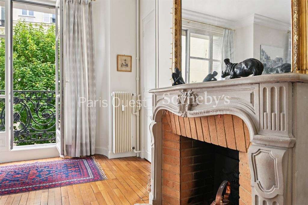 Apartment Paris 7e