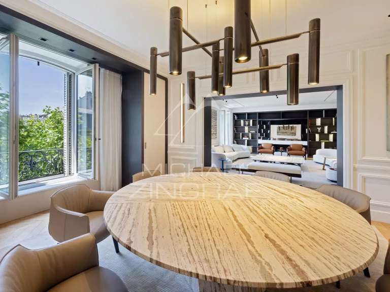 Appartement Paris 7e - 4 chambres - 329m²