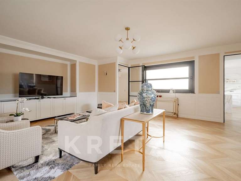 Appartement Paris 7e - 4 chambres - 265m²