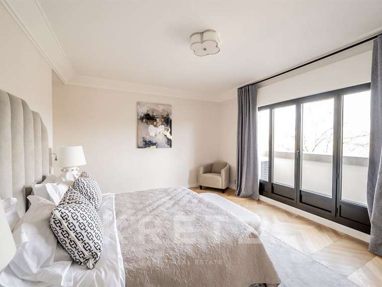 Appartement Paris 7e - 4 chambres - 265m²