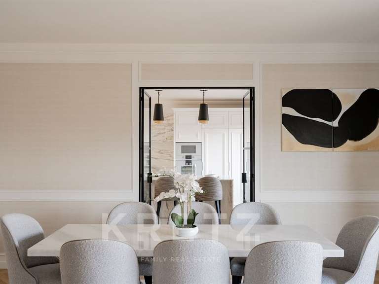 Appartement Paris 7e - 4 chambres - 265m²