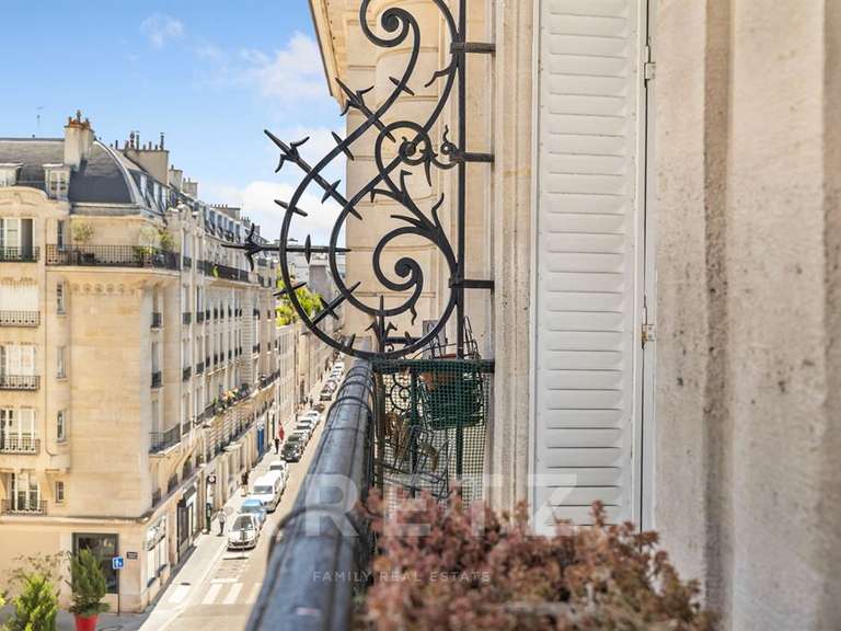 Apartment Paris 7e - 3 bedrooms - 118m²