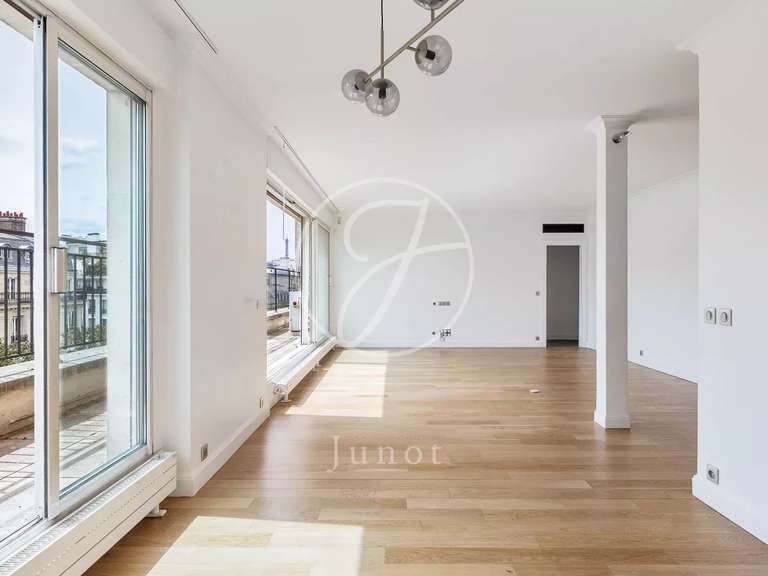 Appartement Paris 7e - 2 chambres - 102m²