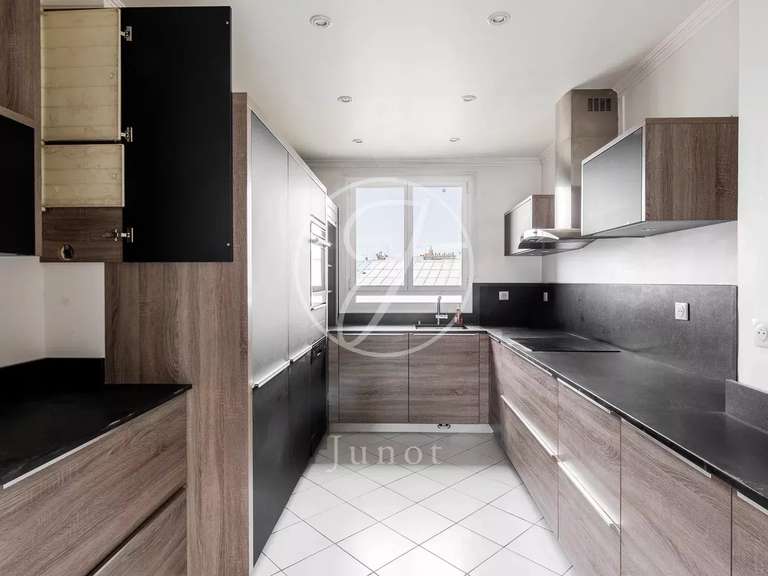Appartement Paris 7e - 2 chambres - 102m²