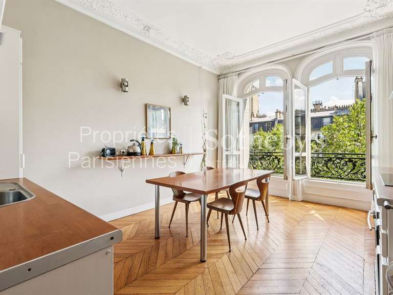 Appartement Paris 7e - 3 chambres - 185m²