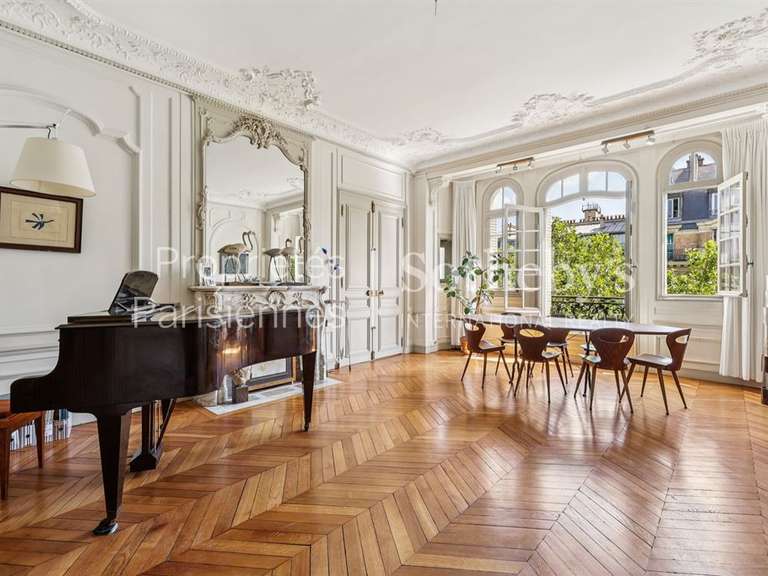 Appartement Paris 7e - 3 chambres - 185m²