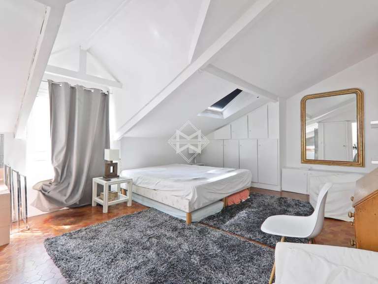 Appartement Paris 7e - 1 chambre - 66m²