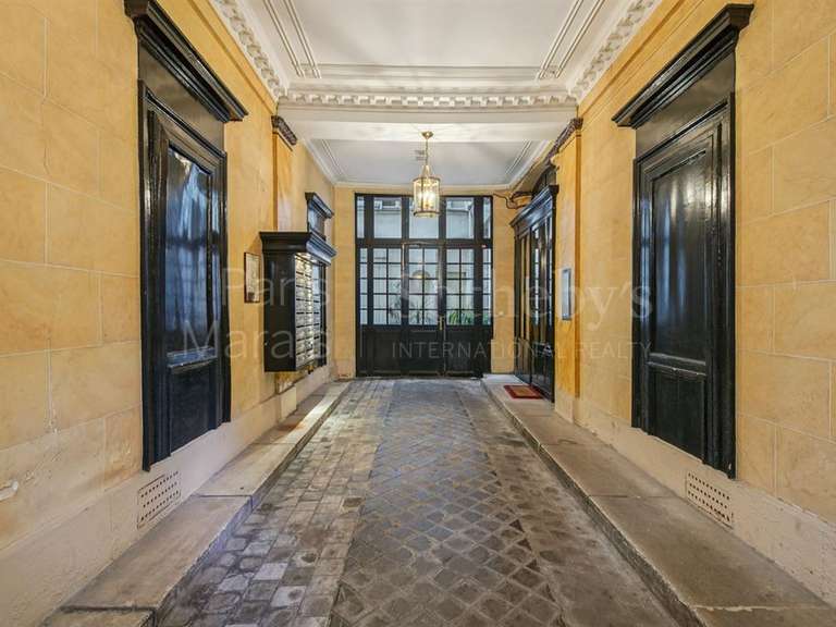 Appartement Paris 7e - 2 chambres - 70m²