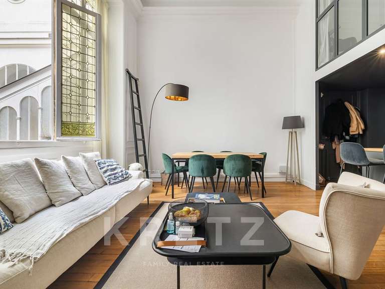 Appartement Paris 7e - 2 chambres - 64m²