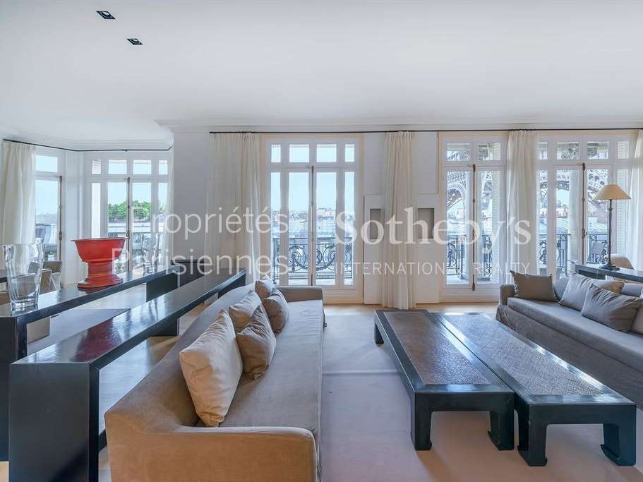 Apartment Paris 7e