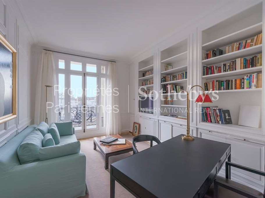 Apartment Paris 7e