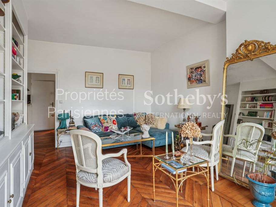 Apartment Paris 7e