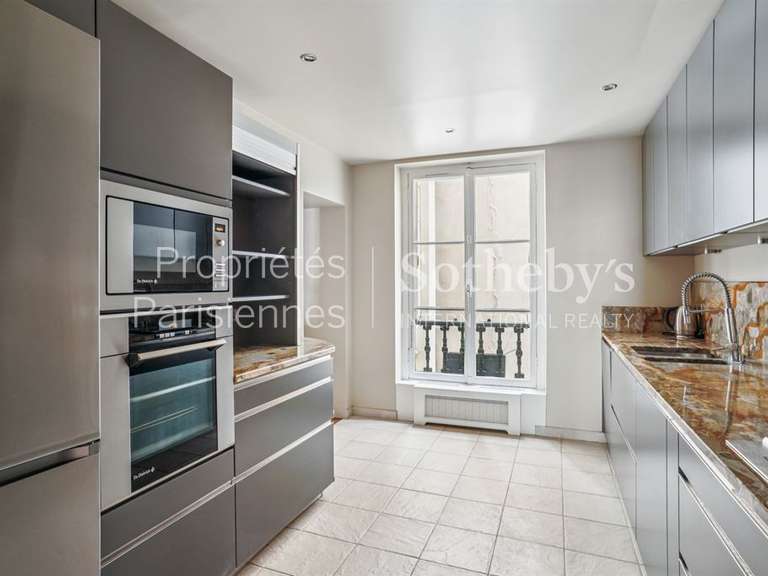 Apartment Paris 7e - 3 bedrooms - 135m²