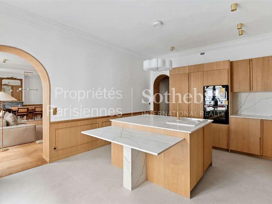 Apartment Paris 7e